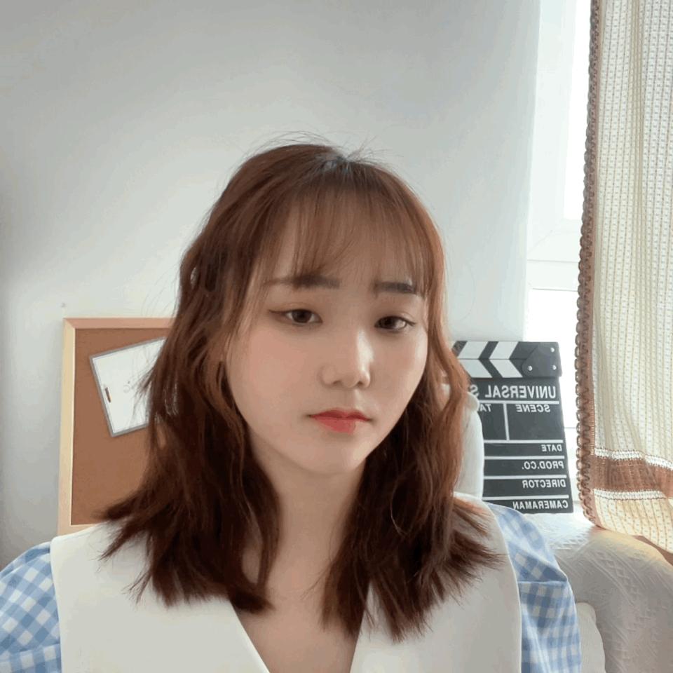 DƬ